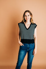 Knit Collared Sleeveless Top