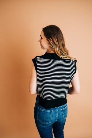 Knit Collared Sleeveless Top