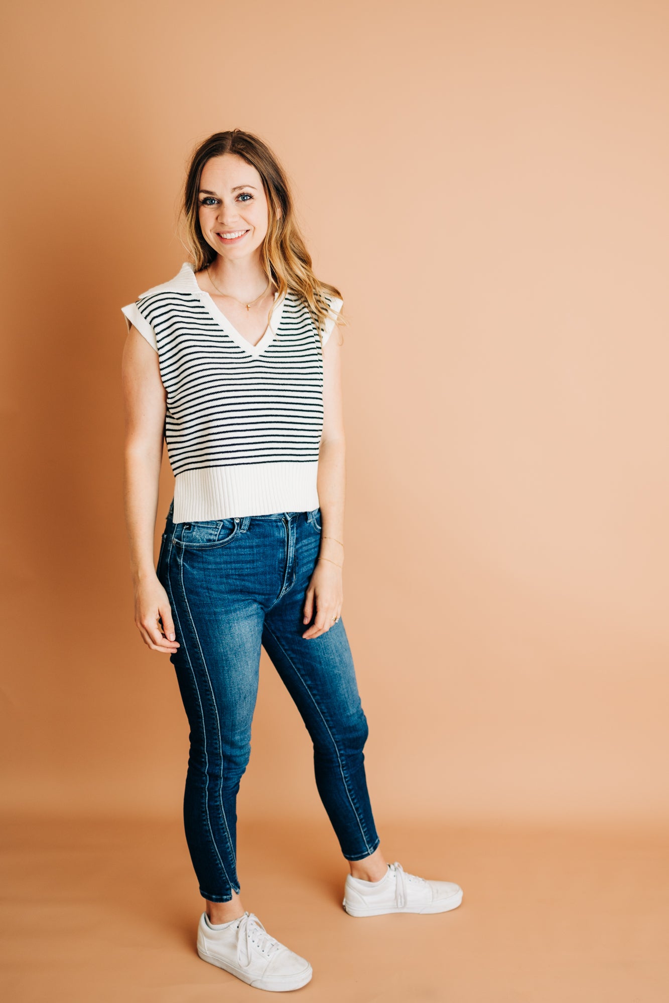Knit Collared Sleeveless Top