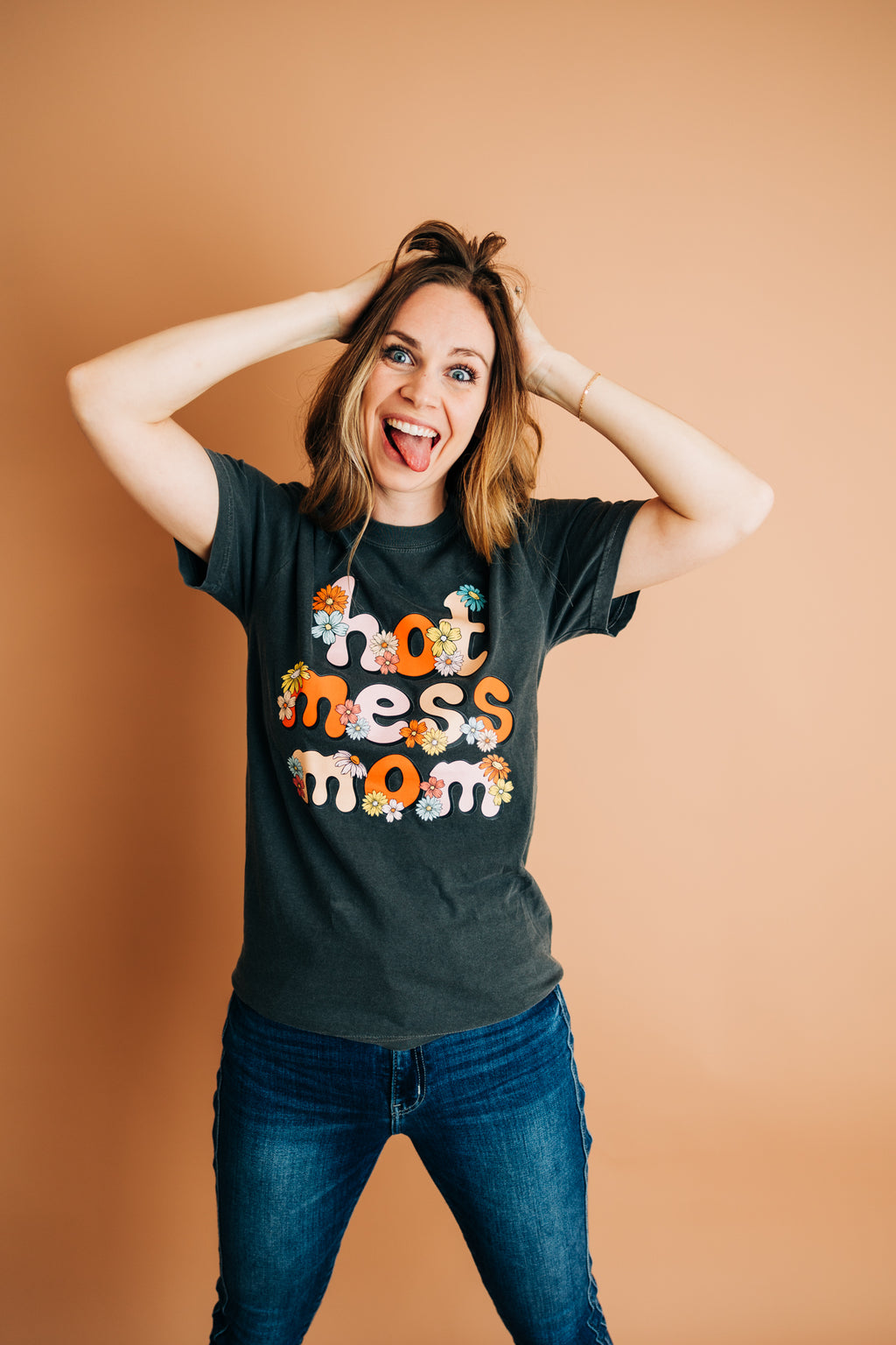 Hot Mess Mom Tee