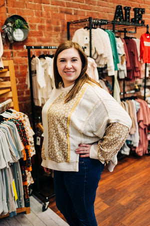 Oversized Daisy Pullover